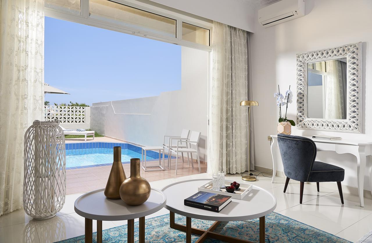 Villa Beach Front Private Pool